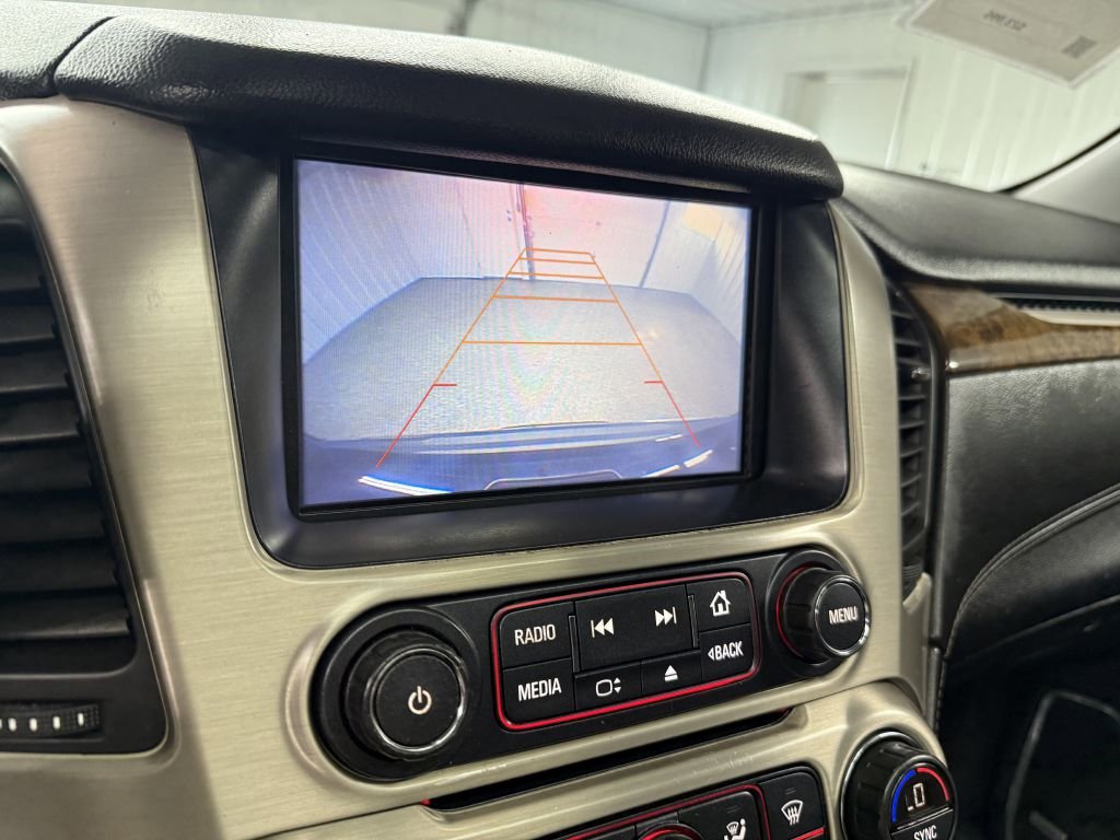 Used 2016 GMC Yukon XL Denali image 18