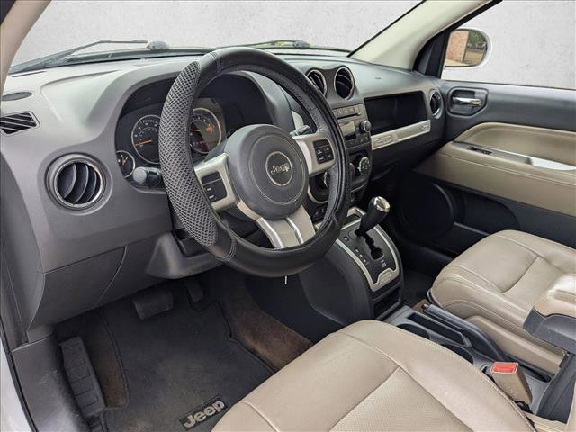 Used 2015 Jeep Compass High Altitude FWD image 11