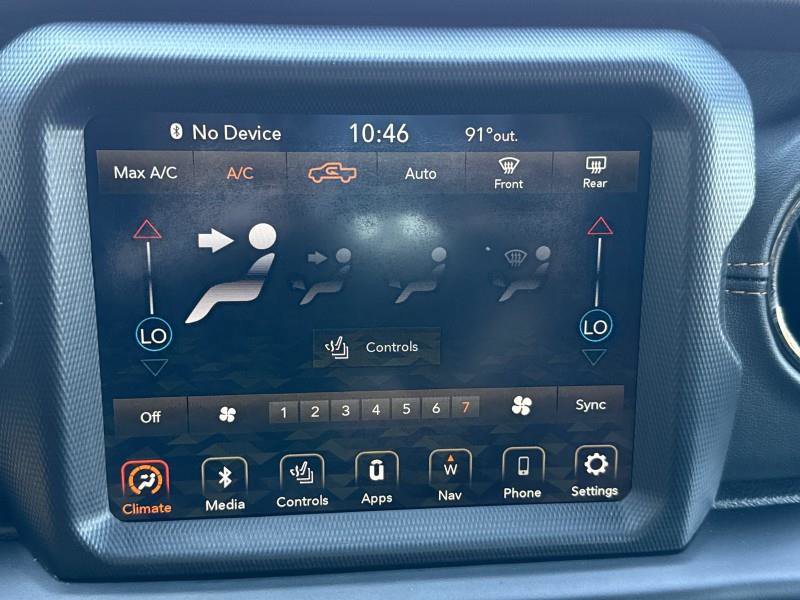 Used 2021 Jeep Gladiator Overland image 17