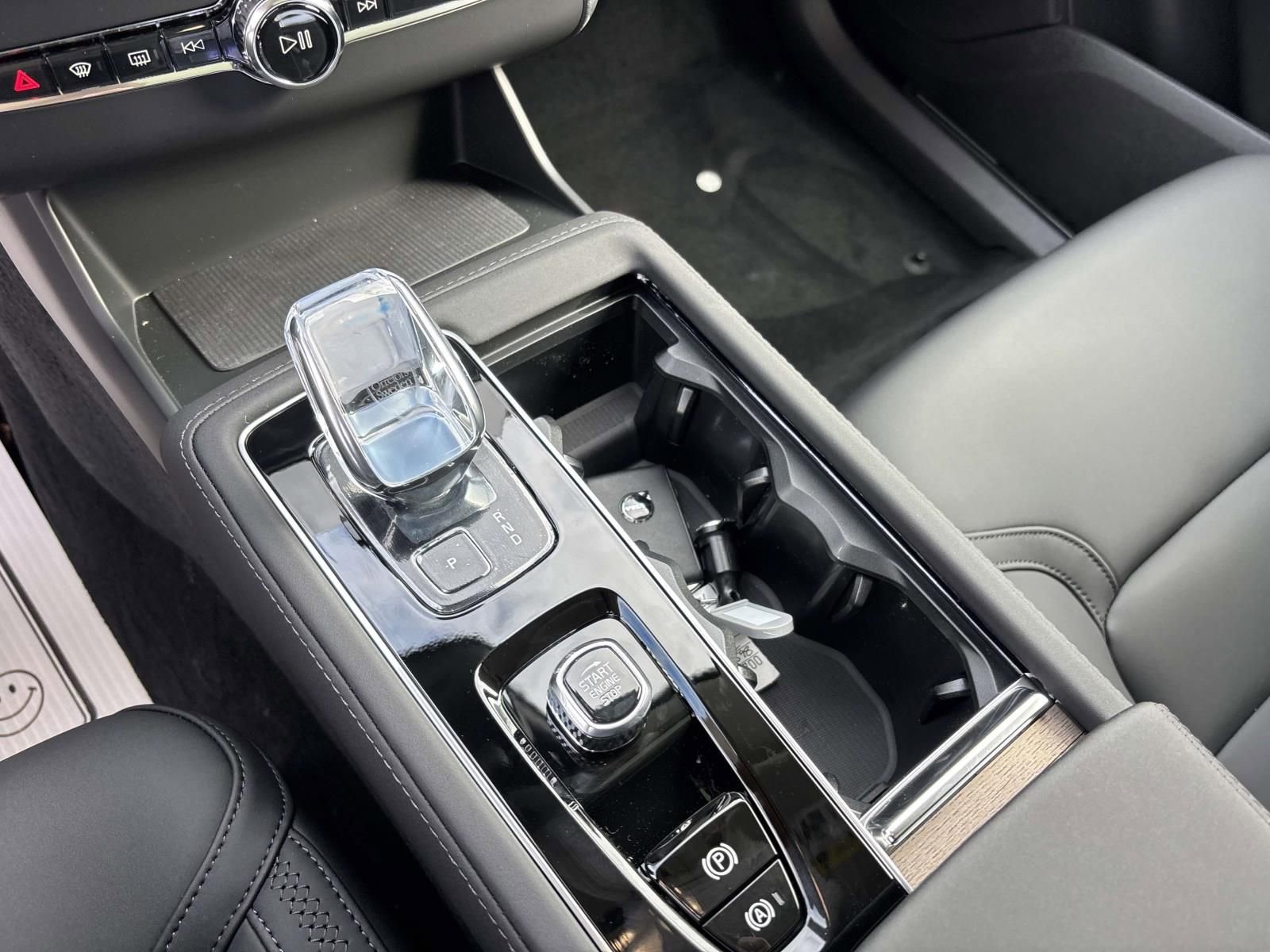 New 2026 Volvo XC90 B6 Plus w/ Protection Package Premier image 23