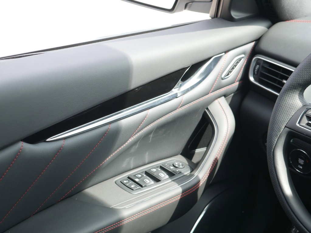 Used 2024 Maserati Levante Modena Ultima image 23