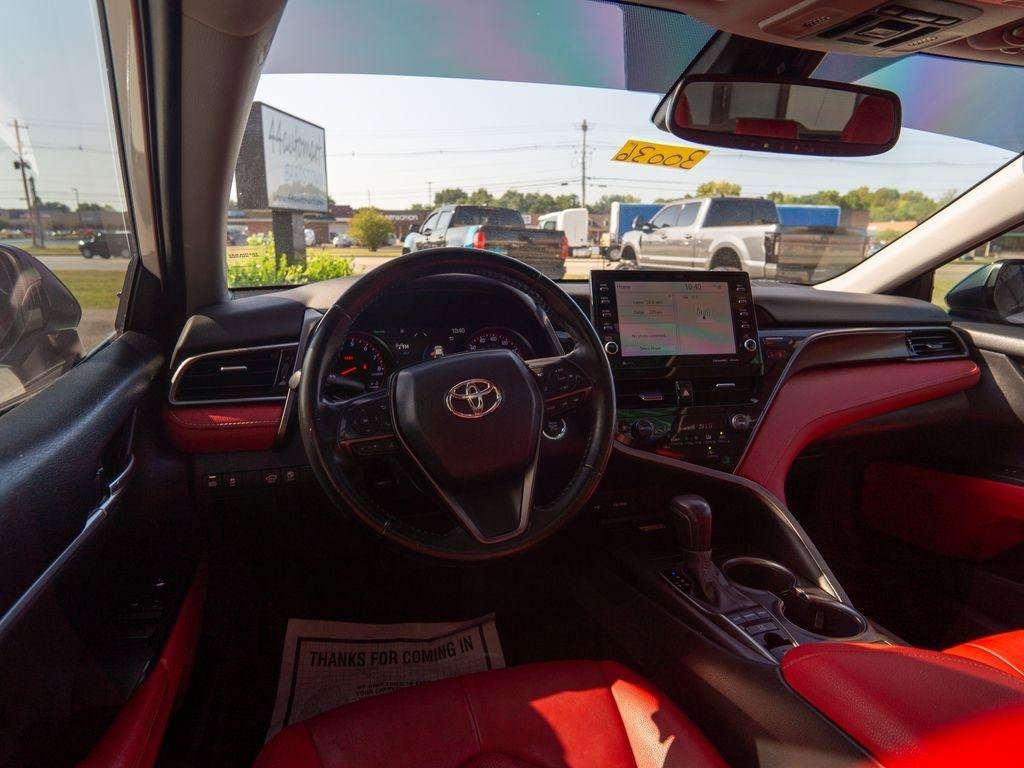 Used 2022 Toyota Camry XSE FWD image 12