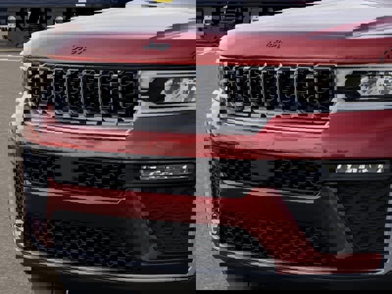 New 2026 Jeep Grand Cherokee Limited w/ Limited Altitude Package image 11