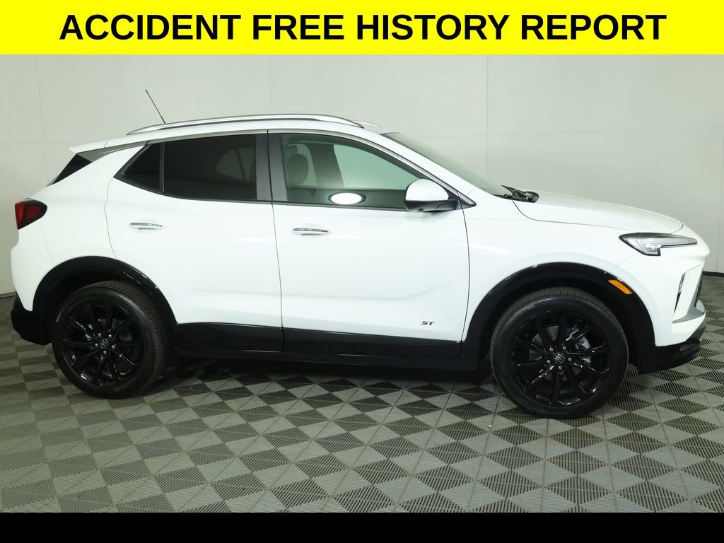 Used 2026 Buick Encore GX Sport Touring w/ Advanced Technology Package AWD/4WD image 2