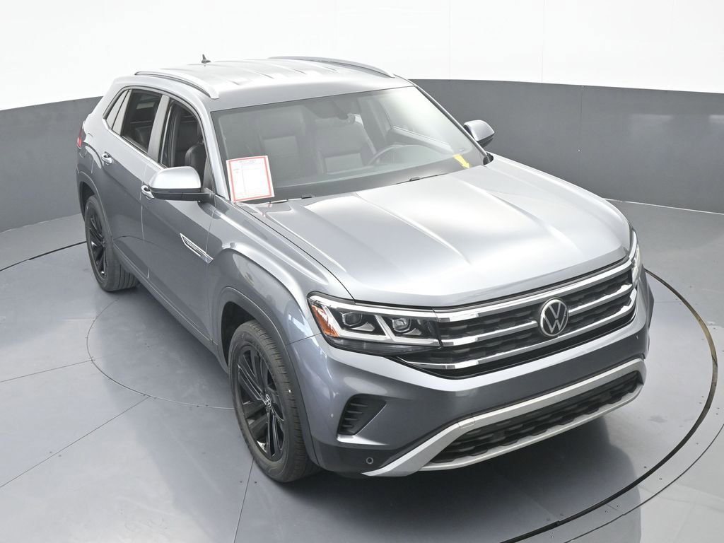 Used 2022 Volkswagen Atlas Cross Sport SE w/ Black Wheel Package image 57