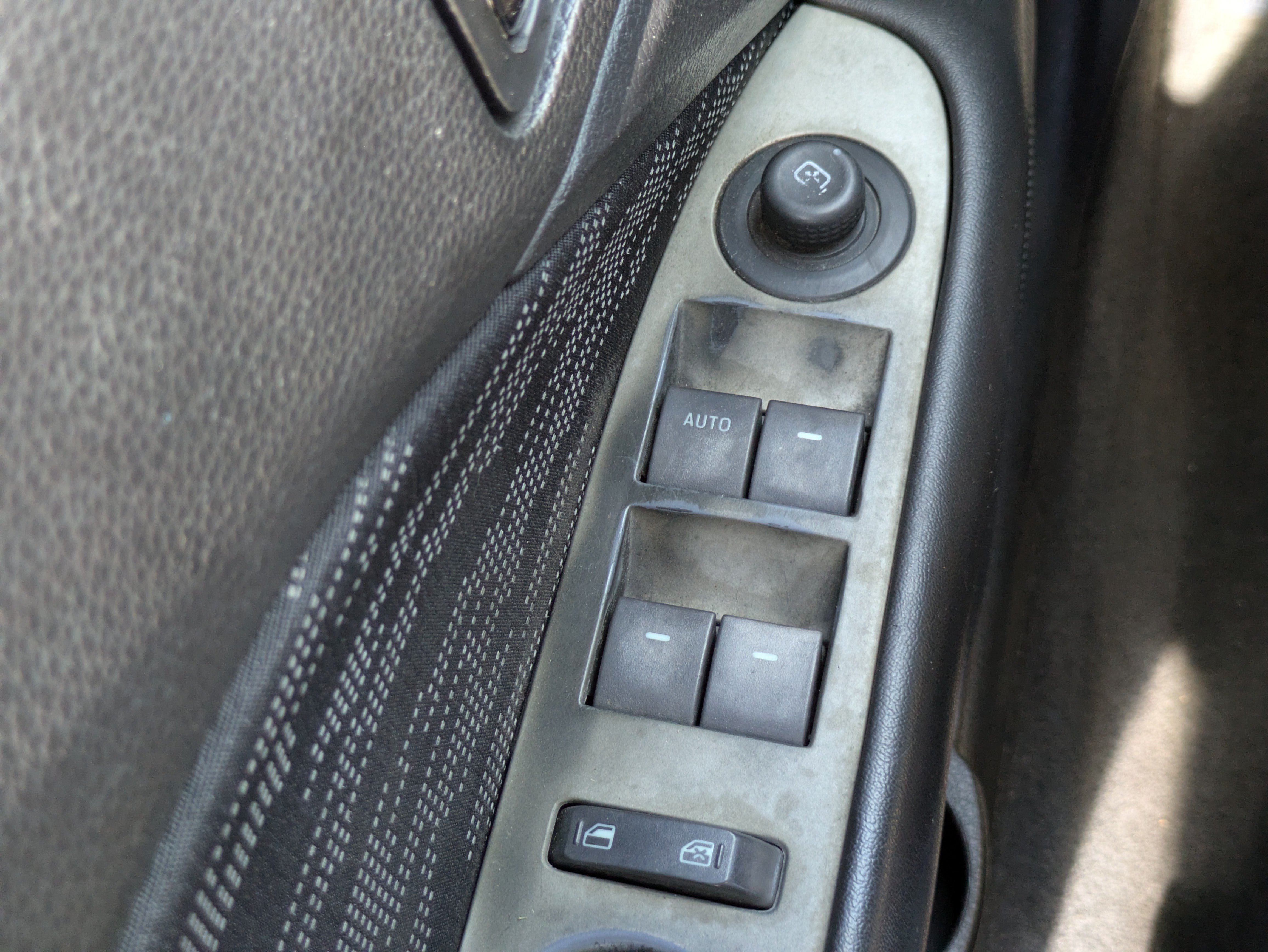 Used 2010 Ford Fusion SE FWD image 21