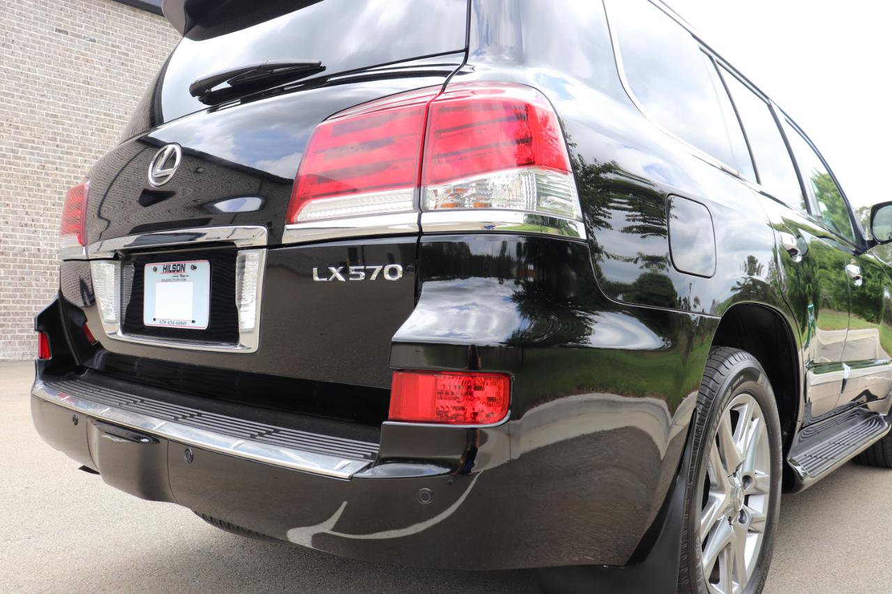 Used 2015 Lexus LX 570 4WD image 14