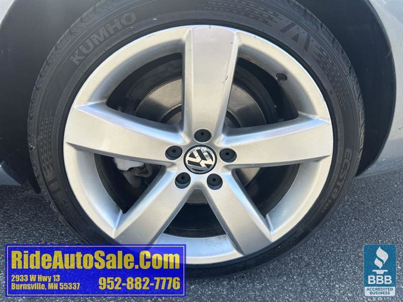 Used 2009 Volkswagen Passat VR6 AWD/4WD image 26