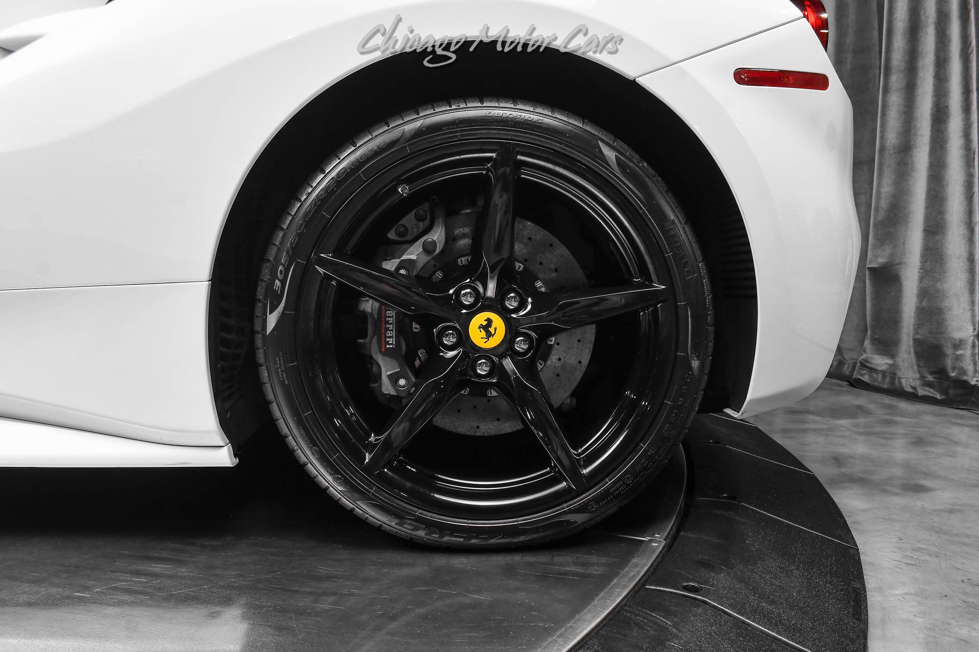 Used 2018 Ferrari 488 Spider RWD image 54