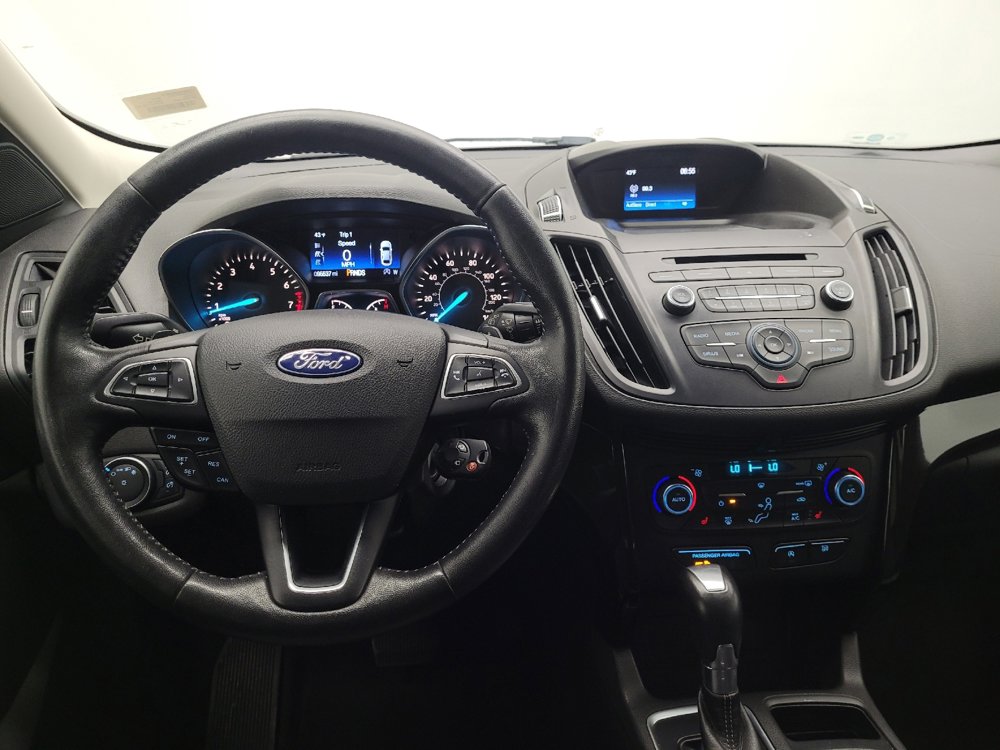 Used 2018 Ford Escape SE w/ SE Sport Appearance Package image 22