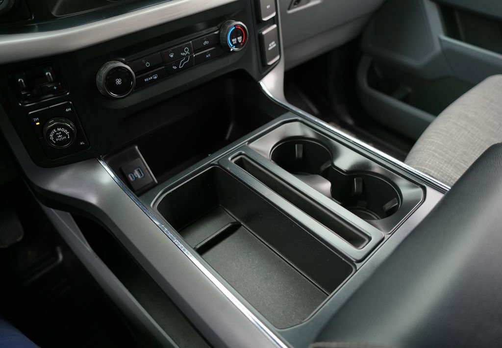 Used 2022 Ford F150 XLT w/ Trailer Tow Package image 17