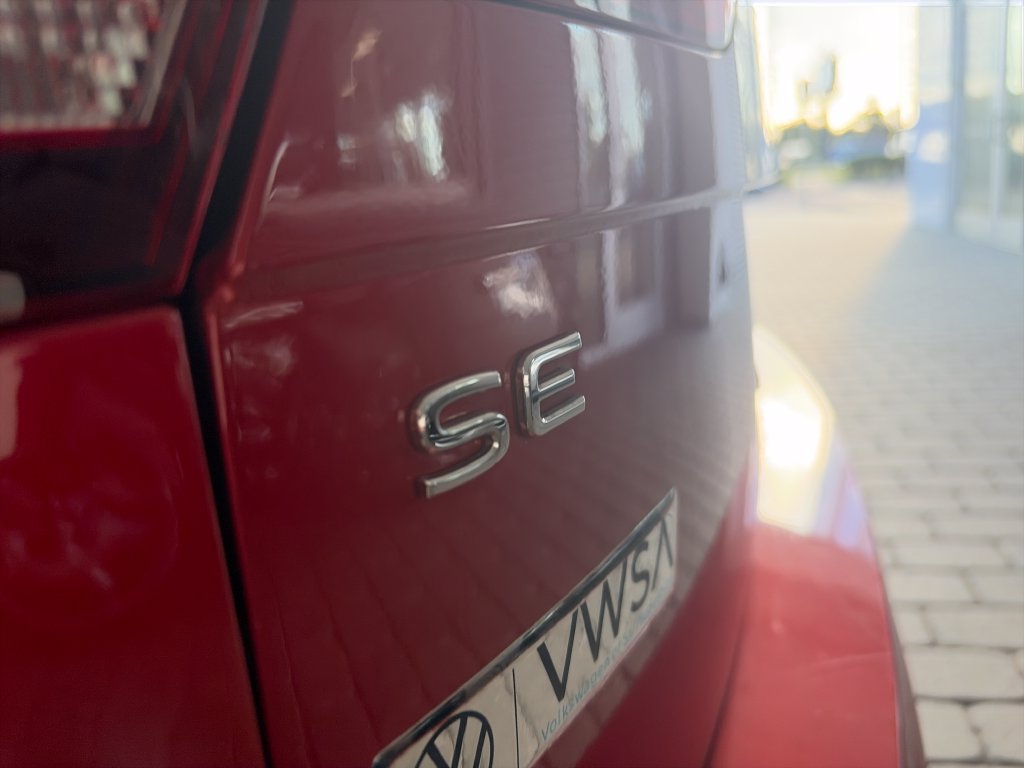 Certified 2024 Volkswagen Tiguan SE R-Line FWD image 46