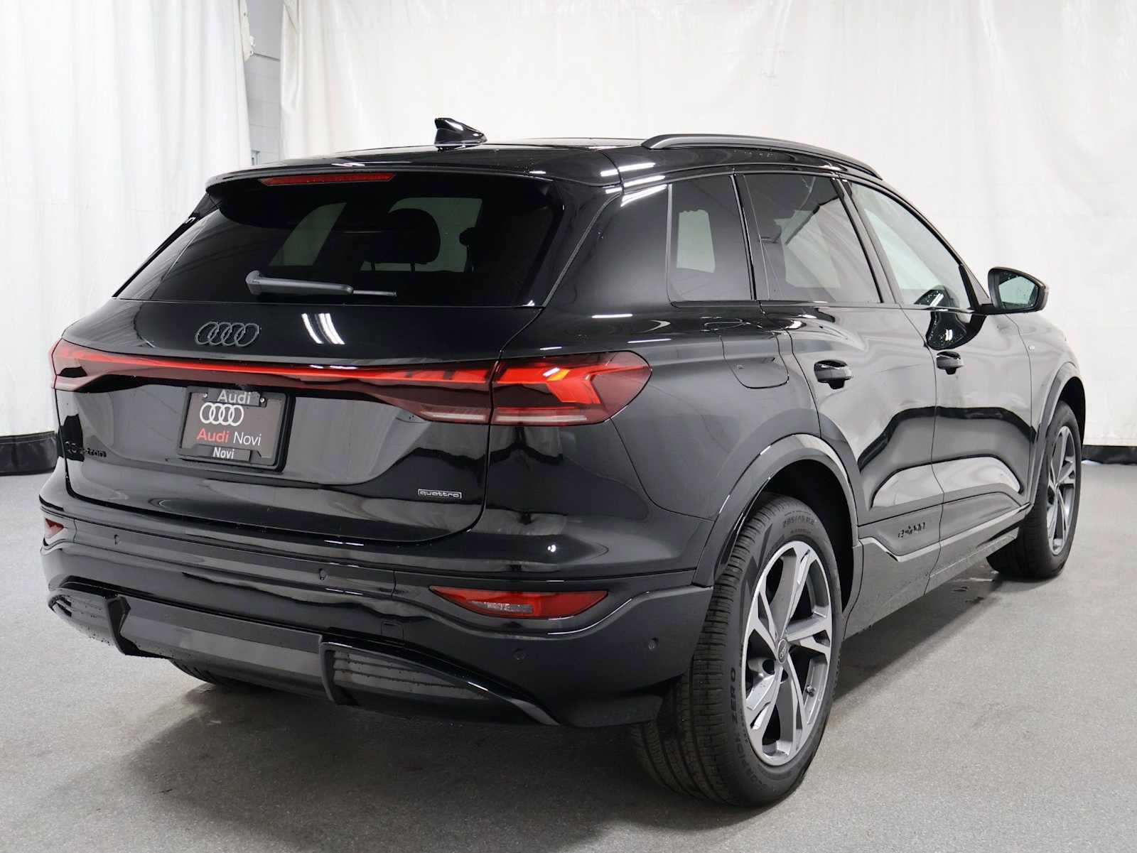 New 2027 Audi Q6 e-tron Premium Plus AWD/4WD image 9