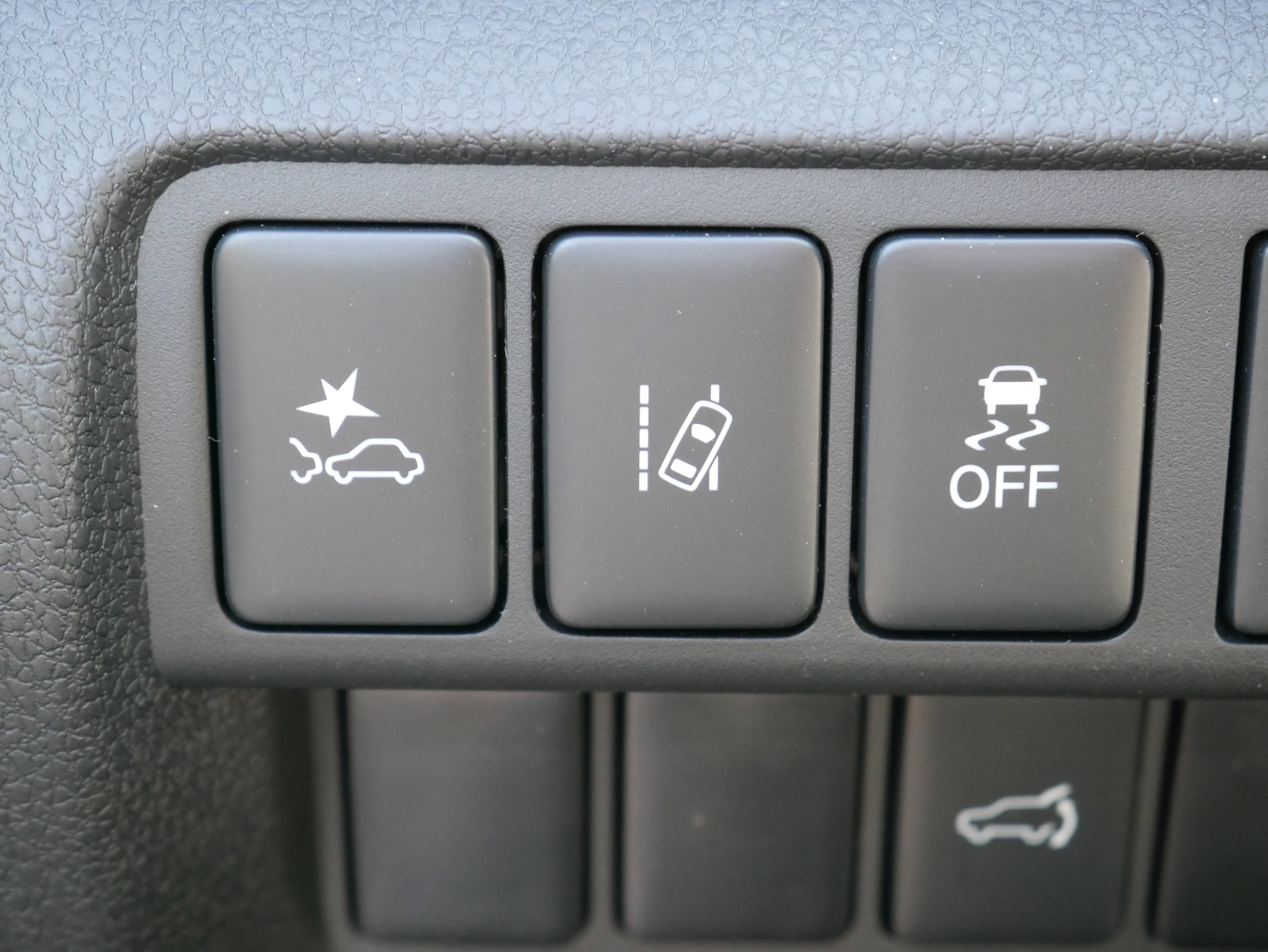 New 2025 Mitsubishi Eclipse Cross SEL image 27