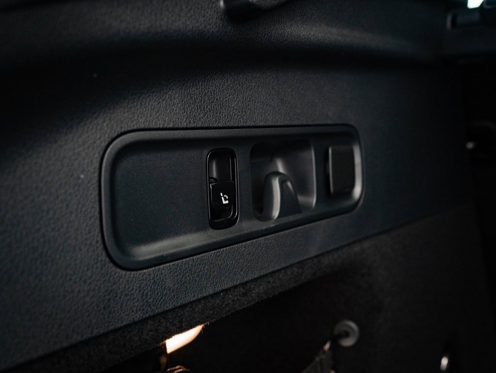 New 2026 Mercedes-Benz GLC 43 AMG 4MATIC Coupe image 24