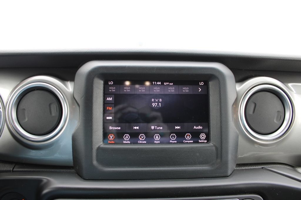 Used 2020 Jeep Wrangler Unlimited Sahara AWD/4WD image 41