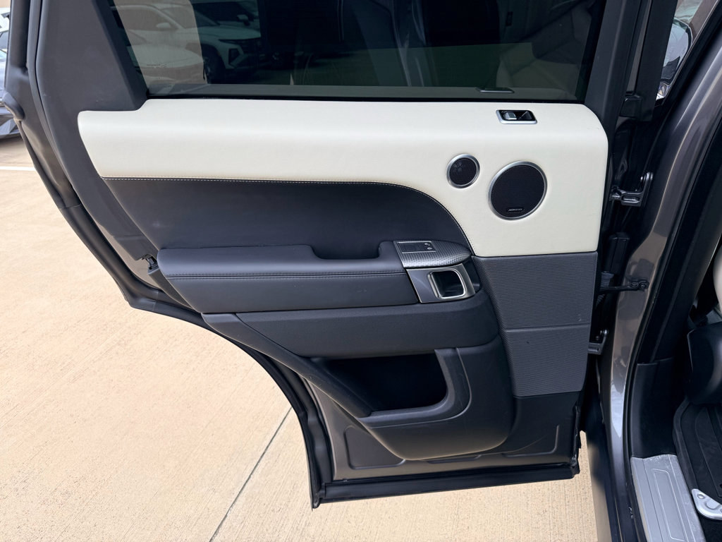Used 2019 Land Rover Range Rover Sport Supercharged AWD/4WD image 23