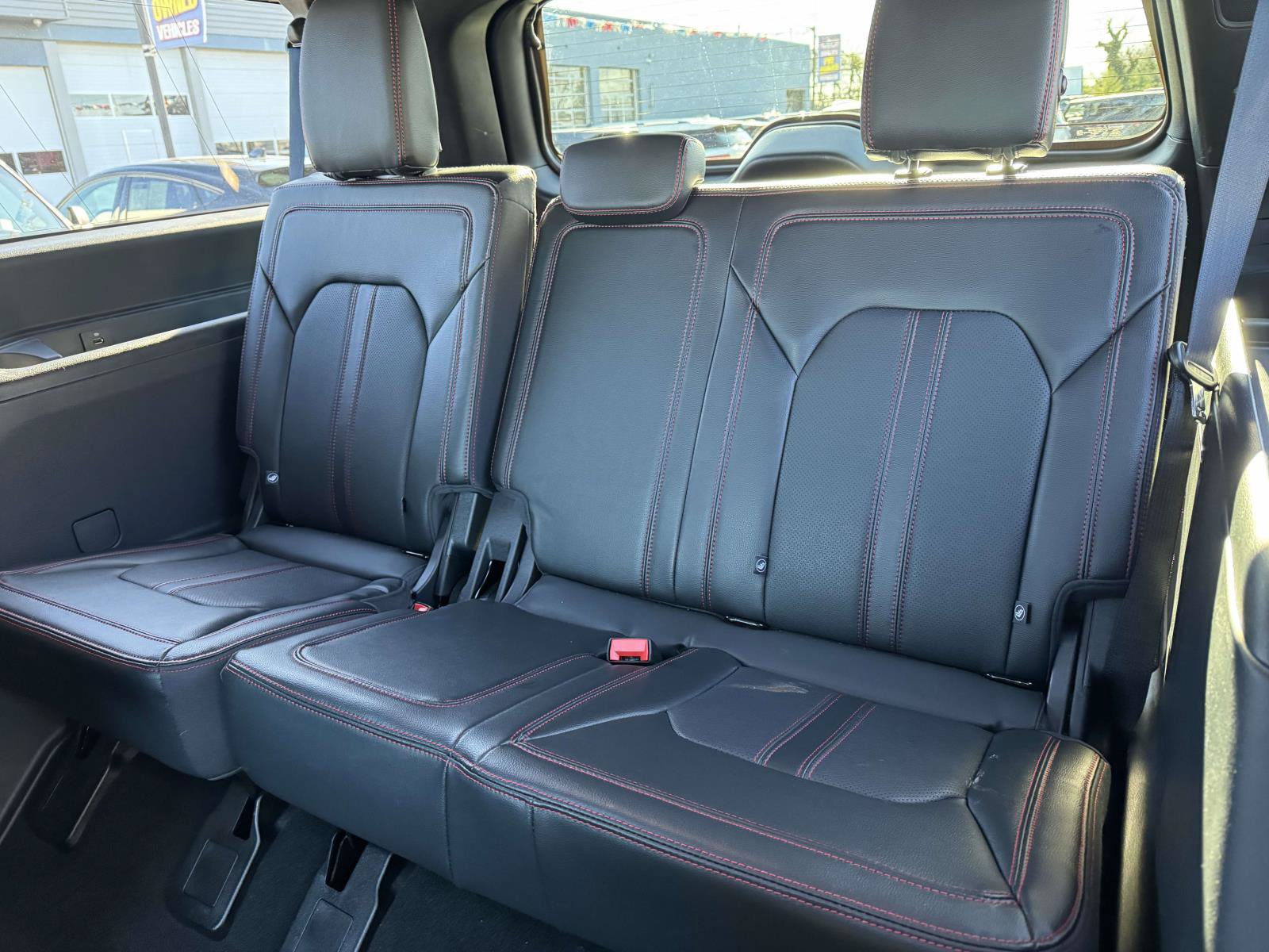 Used 2024 Ford Expedition Max Limited AWD/4WD image 11