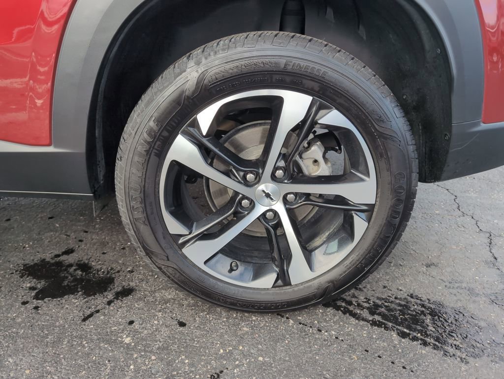 Used 2024 Chevrolet Trax RS w/ Driver Confidence Package image 24