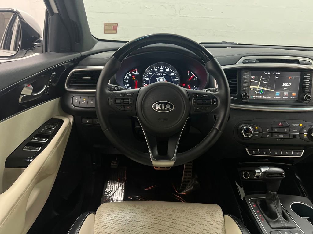 Used 2016 Kia Sorento SX image 16