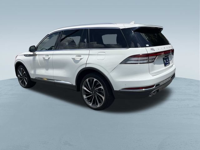 Used 2023 Lincoln Aviator Reserve w/ Equipment Group 201A AWD/4WD image 8
