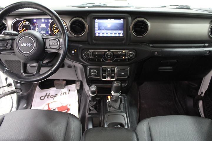 Used 2021 Jeep Gladiator Sport AWD/4WD image 2