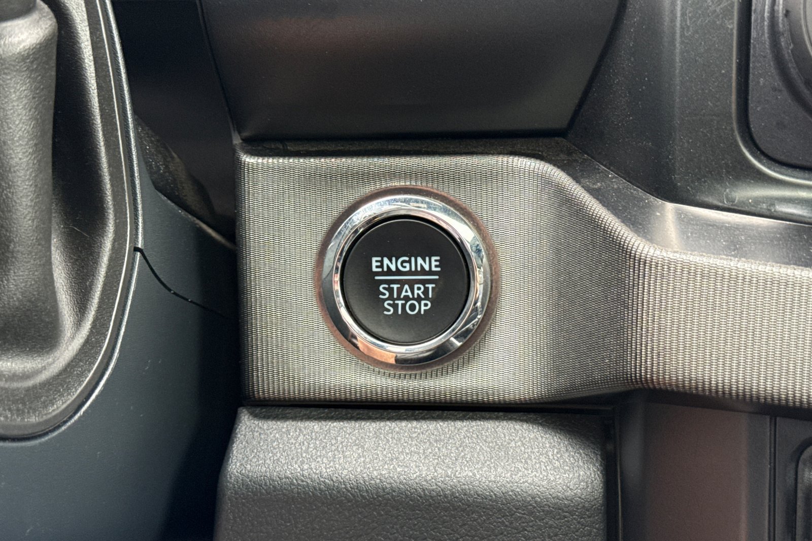 Used 2023 Ford F350 Platinum AWD/4WD image 28