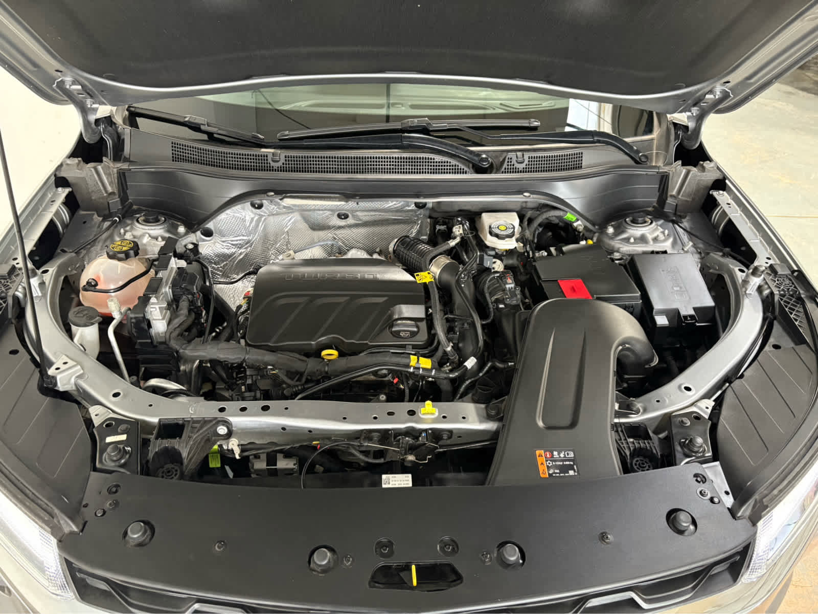 Certified 2025 Chevrolet Trax LT w/ LT Convenience Package image 31