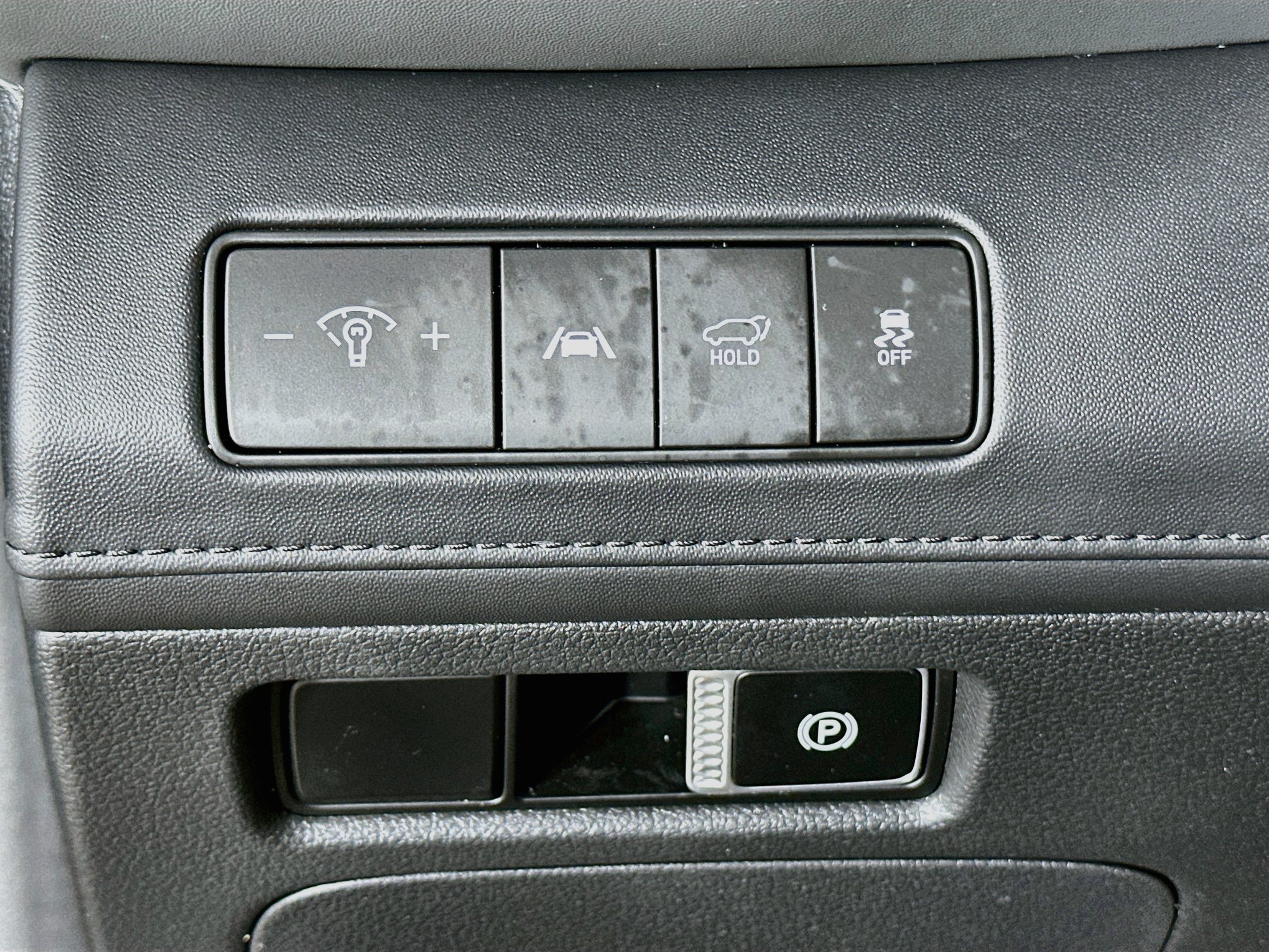 Used 2023 Hyundai Santa Fe Limited FWD image 17
