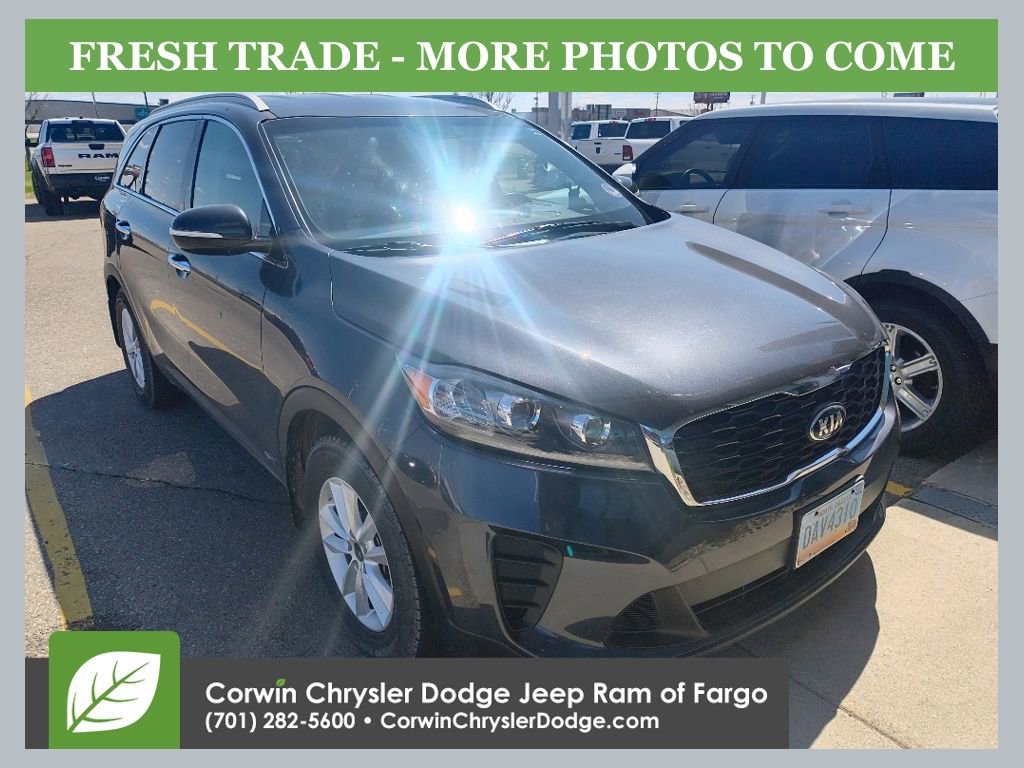 Used 2019 Kia Sorento AWD w/ LX Convenience Package image 1