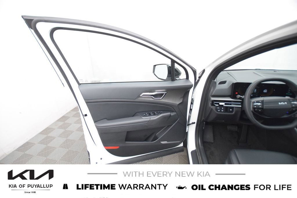 New 2026 Kia Sportage X-Line image 9