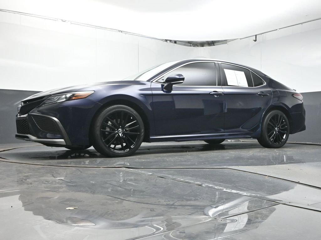 Used 2021 Toyota Camry XSE image 37