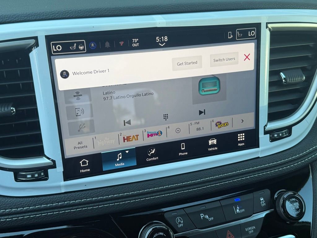 New 2026 Chrysler Pacifica Select image 13