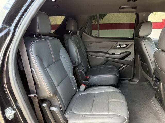 Used 2022 Chevrolet Traverse RS FWD image 31