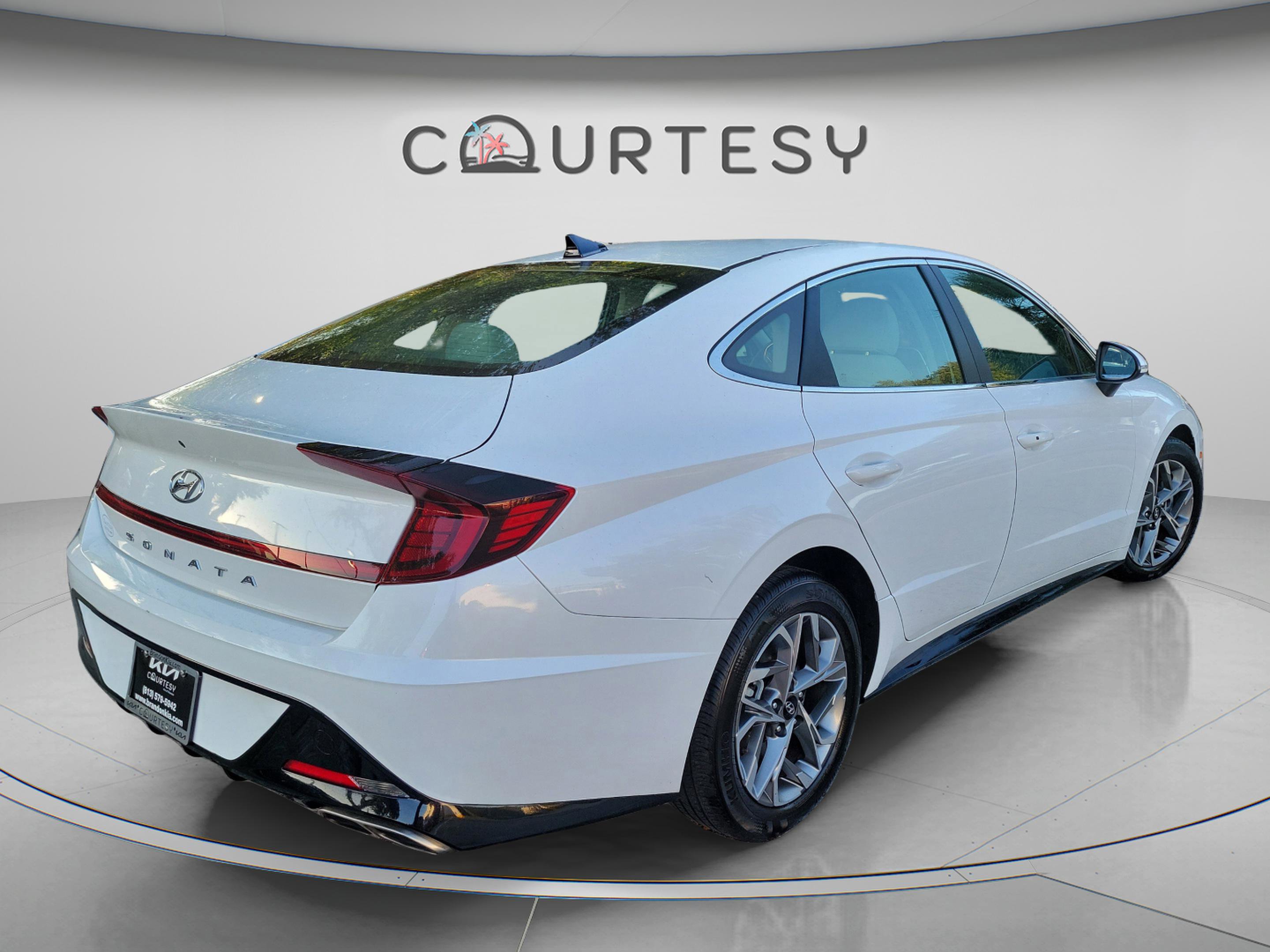 Used 2022 Hyundai Sonata SEL FWD image 3