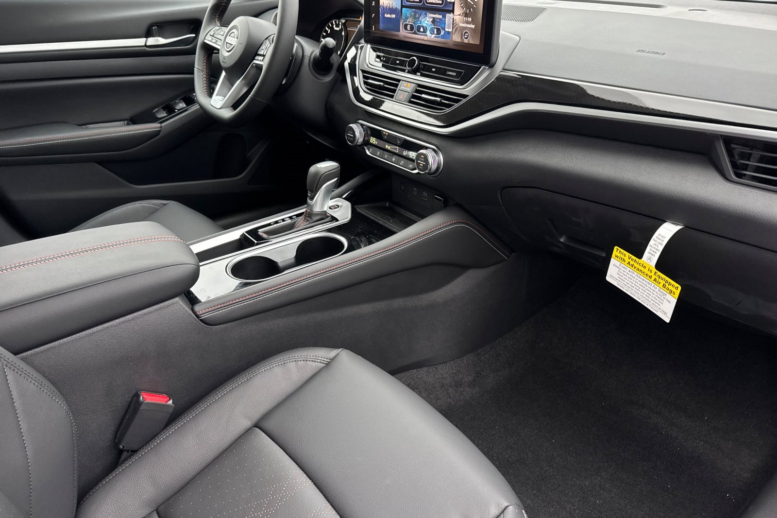 New 2025 Nissan Altima 2.5 SR w/ SR Premium Package image 12