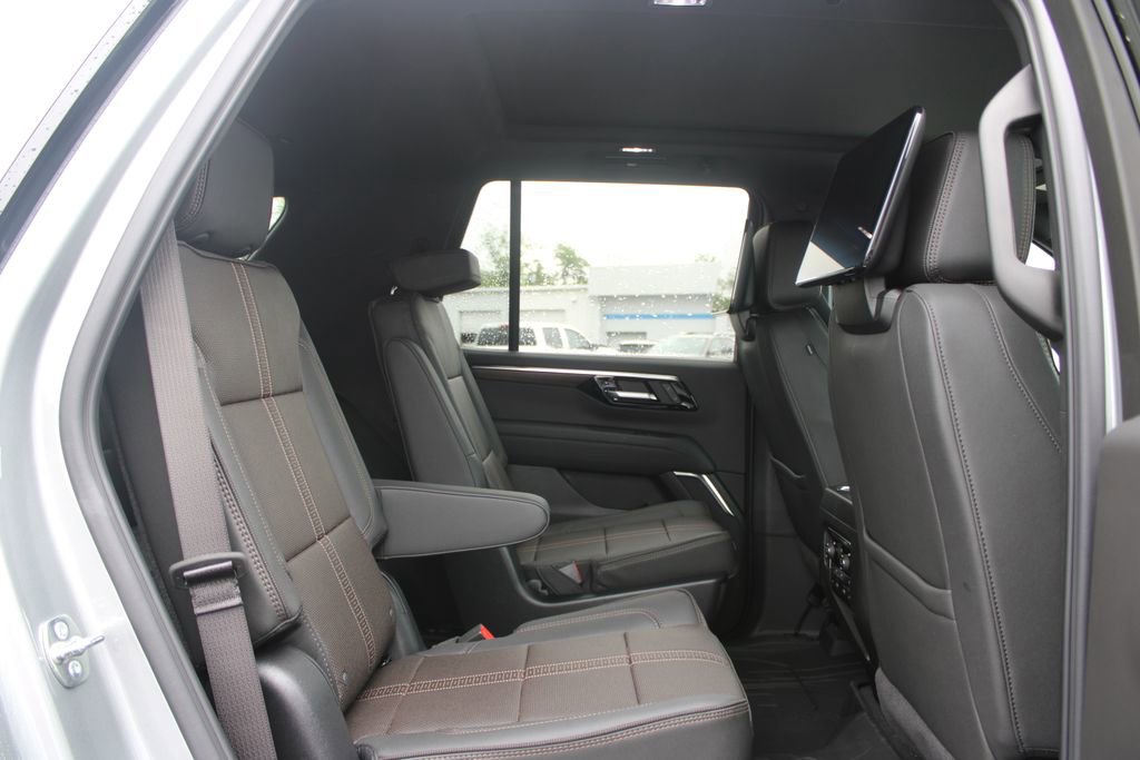 New 2026 Chevrolet Tahoe High Country AWD/4WD image 35