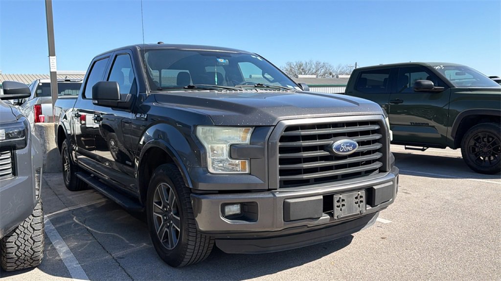 Used 2015 Ford F150 XLT w/ Equipment Group 302A Luxury image 3