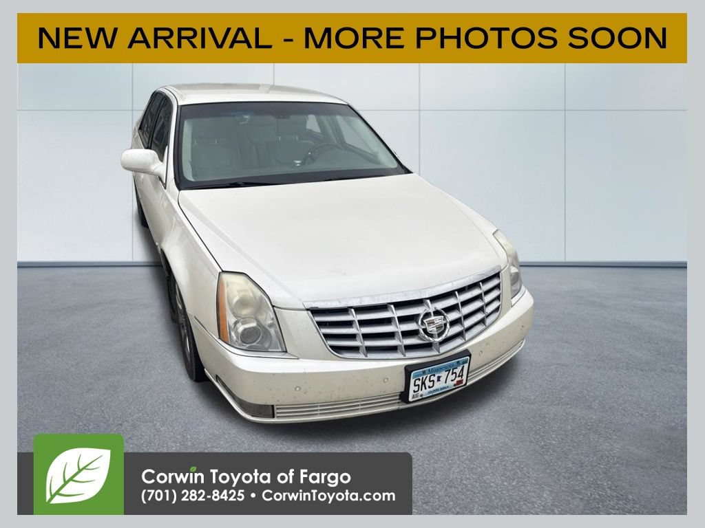 Used 2009 Cadillac DTS w/ Trunk Convenience Package