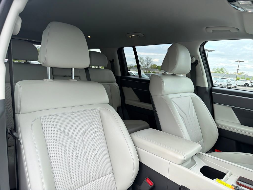 Used 2024 Hyundai Kona N Line image 48