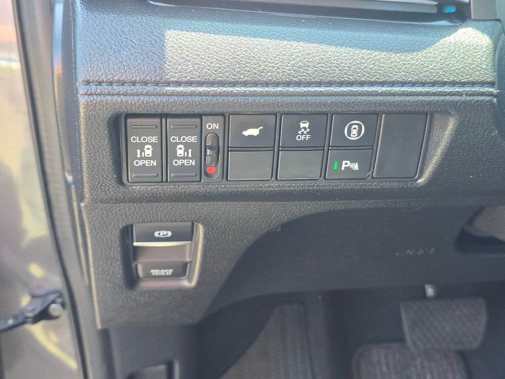 Used 2021 Honda Odyssey Touring image 24