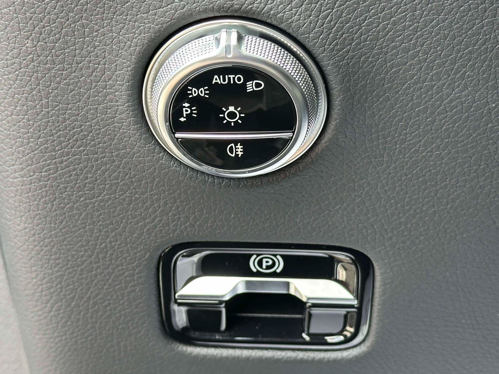 Certified 2023 Mercedes-Benz GLC 300 4MATIC image 19