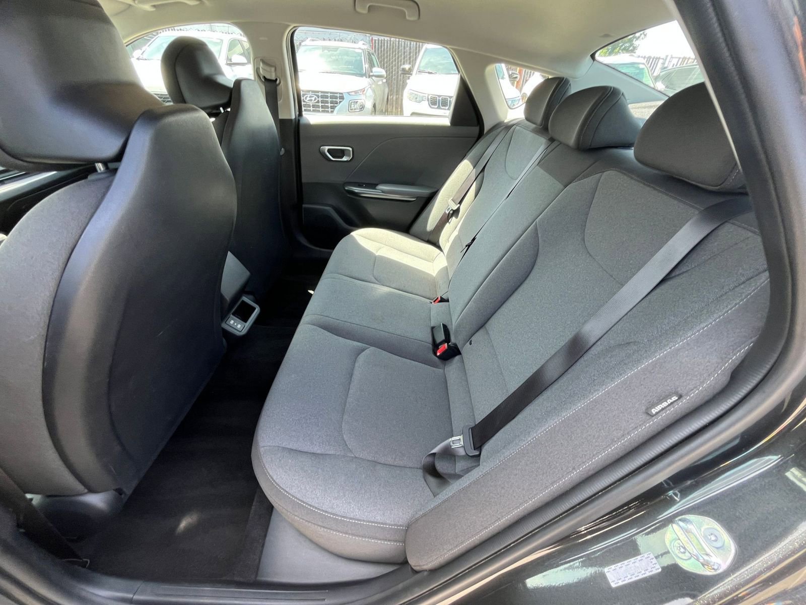 Used 2025 Kia K4 FWD image 24