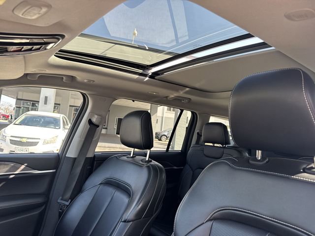 Used 2023 Jeep Grand Cherokee L Limited w/ Luxury Tech Group II image 19