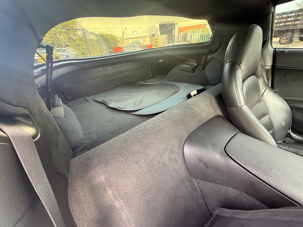 Used 2010 Chevrolet Corvette Coupe w/ 1LT RWD image 29