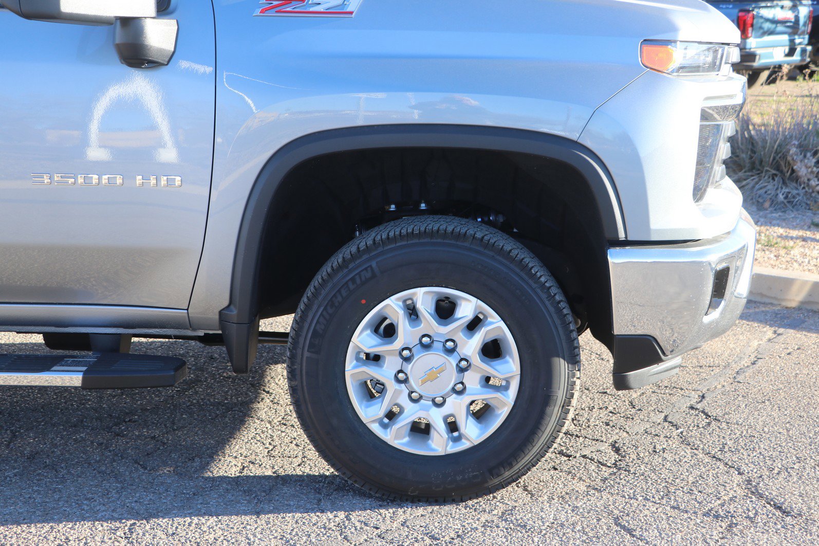 New 2026 Chevrolet Silverado 3500 LT image 9