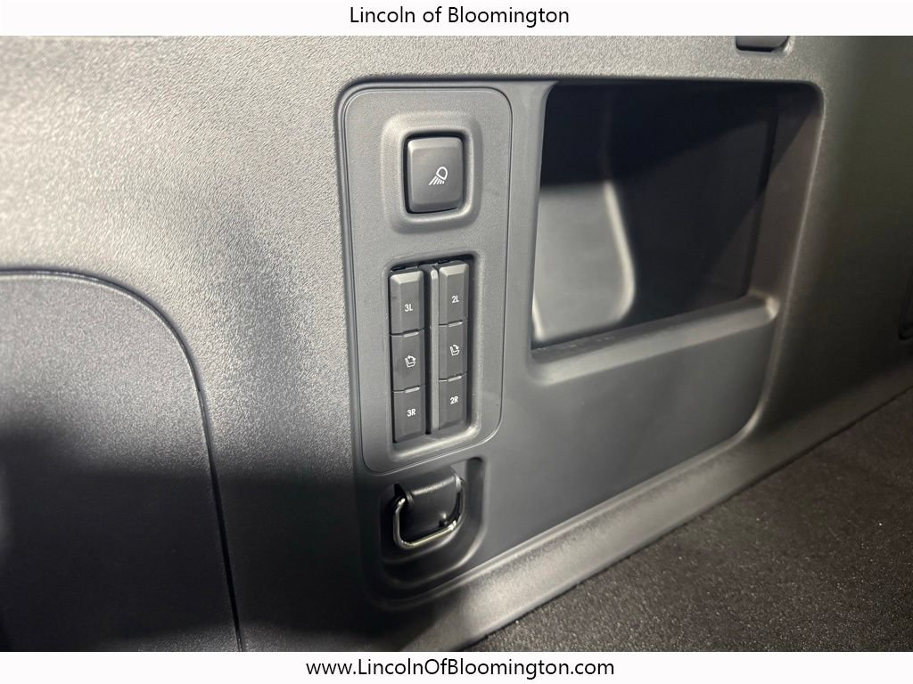 New 2026 Lincoln Navigator L Reserve AWD/4WD image 29