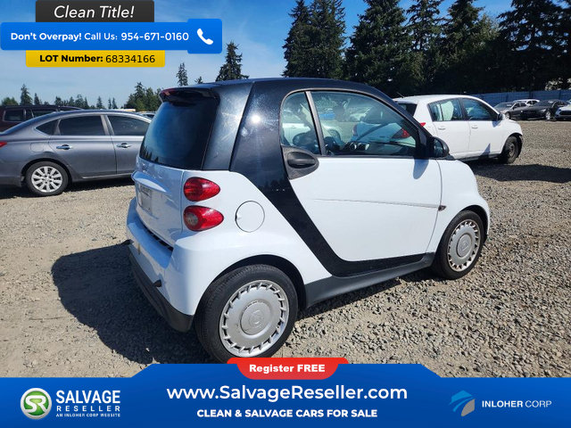 Used 2013 smart fortwo pure RWD image 4