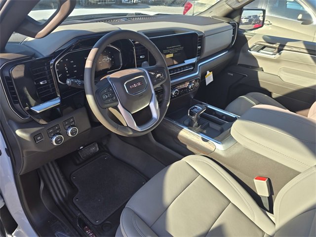 New 2026 GMC Sierra 1500 SLT image 16