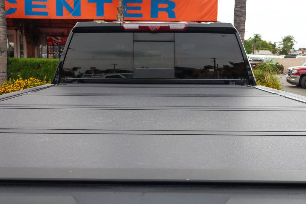 Used 2024 GMC Sierra 2500 Denali w/ Denali Reserve Package image 8